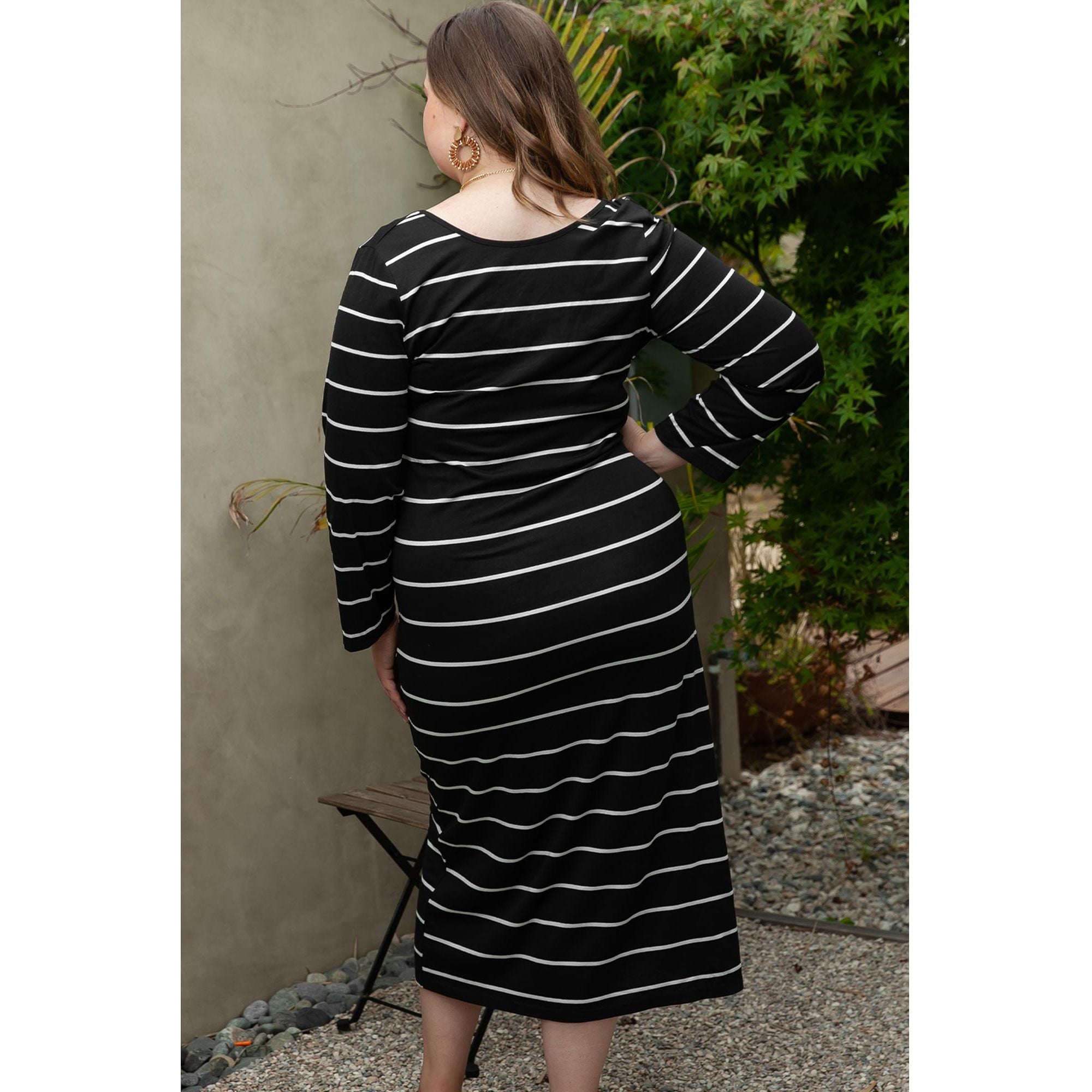 Azura Exchange Black Plus Size Striped Loose Long Shift Dress - 1X