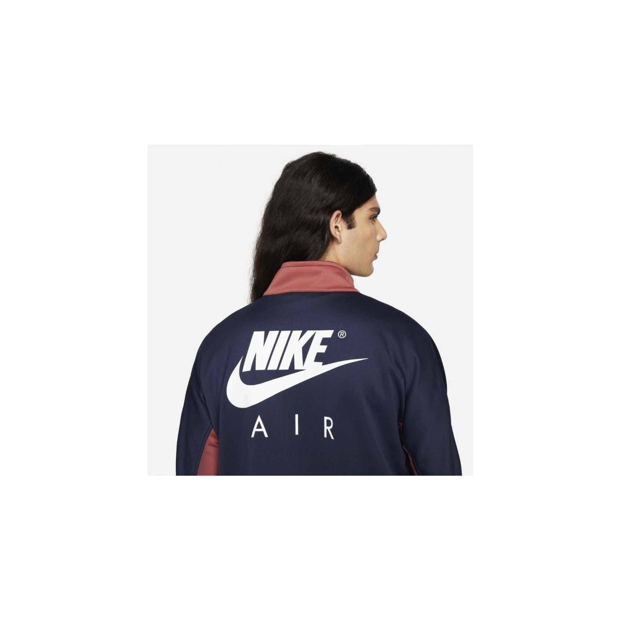 Comfortable Nike Air Pack Jacket with Zipper and Pockets - M