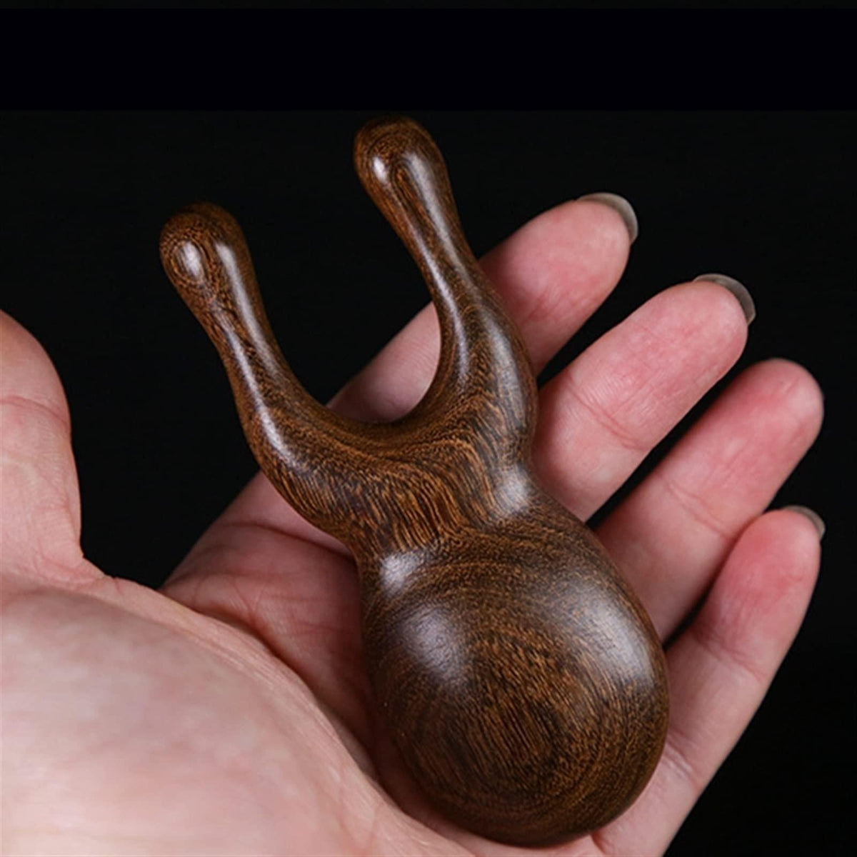 Solid Wood Massage Eye Scraping & Nose Massage Gold Sandalwood Random Colour