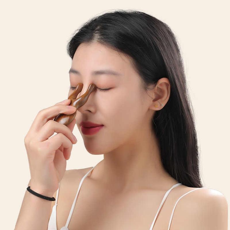 Solid Wood Massage Eye Scraping & Nose Massage Gold Sandalwood Random Colour