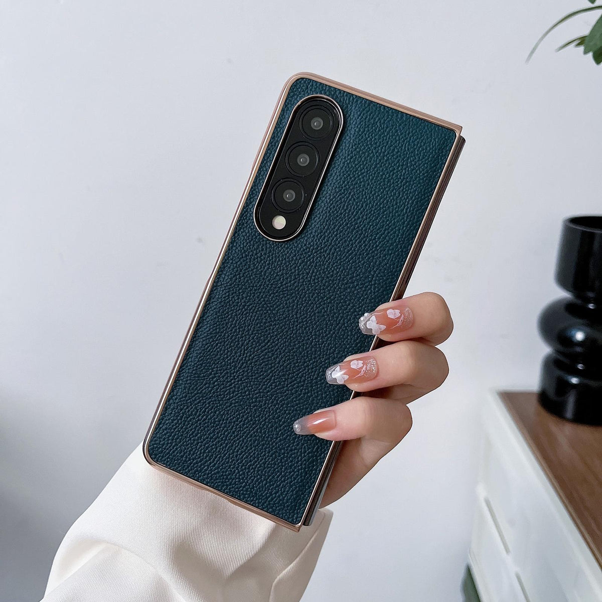 For Samsung Galaxy Z Fold4 5G Skyline Series Nano Electroplating Pu Case - Black