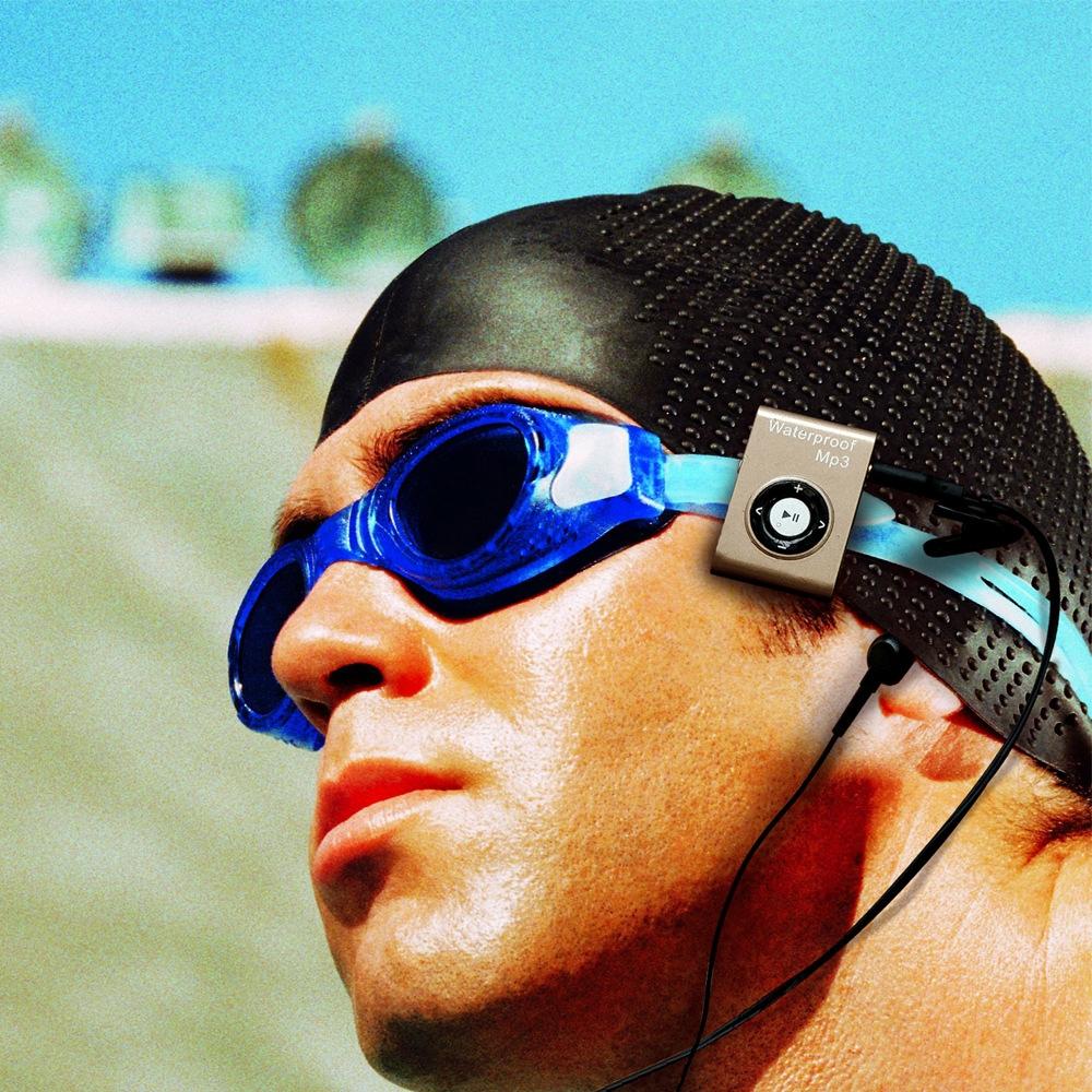 Waterproof Mp3 Player For Swimming & Diving 8Gb Memory Fm Radio Clip & Earphones - White