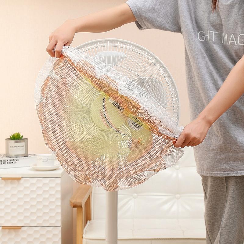 18-inch Cartoon Children's Electric Fan with All-inclusive Mesh Protection Net and Anti-pinch Hand Cover - Little Gray Wolf