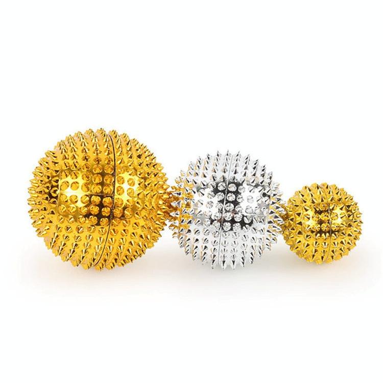 2-In-1 Magnetic Massage Ball For Muscle Relaxation 4.7Cm - Gold