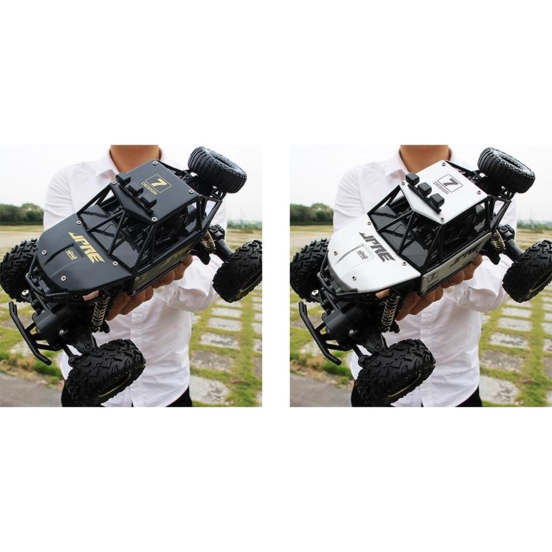 Off-road Climbing Car with 2.4ghz Remote Control and Double Motors - Black
