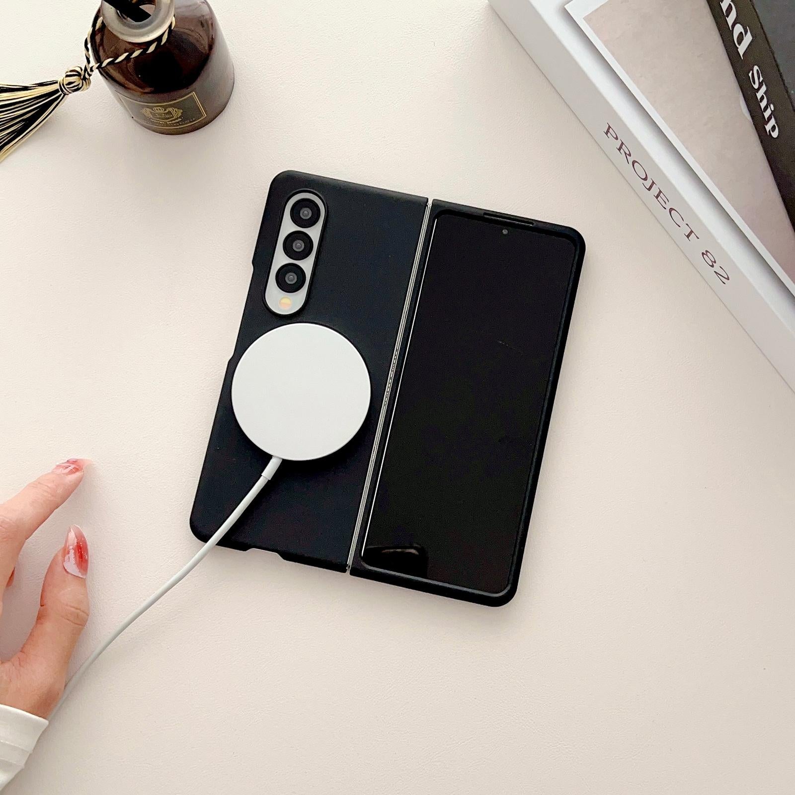 For Samsung Galaxy Z Fold4 5G Shockproof Magnetic Phone Case - Skin Protection - Black
