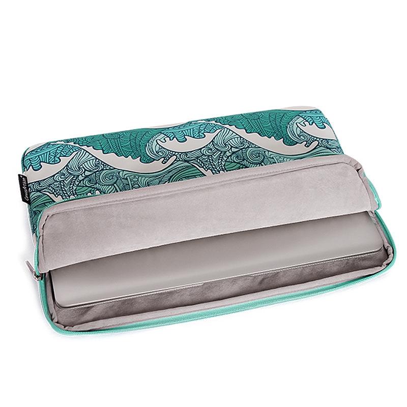 Green Wave 14 Laptop Sleeve in Pu Leather Print
