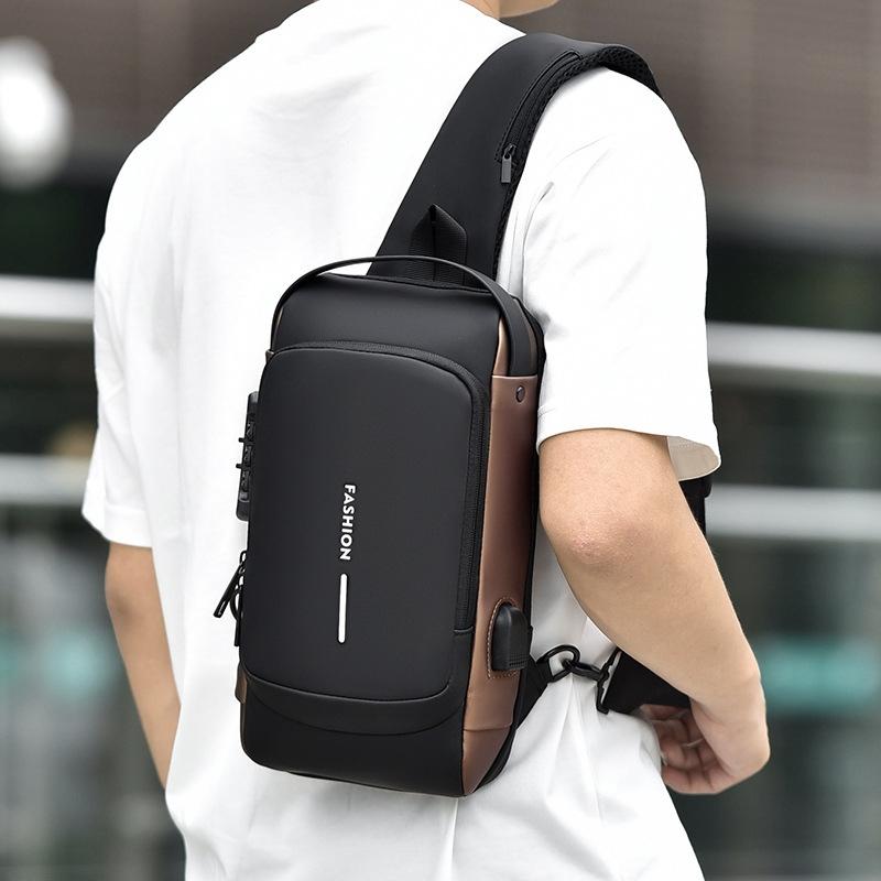 Anti Theft Men Shoulder Bag With Usb Charging Port - Black Gold