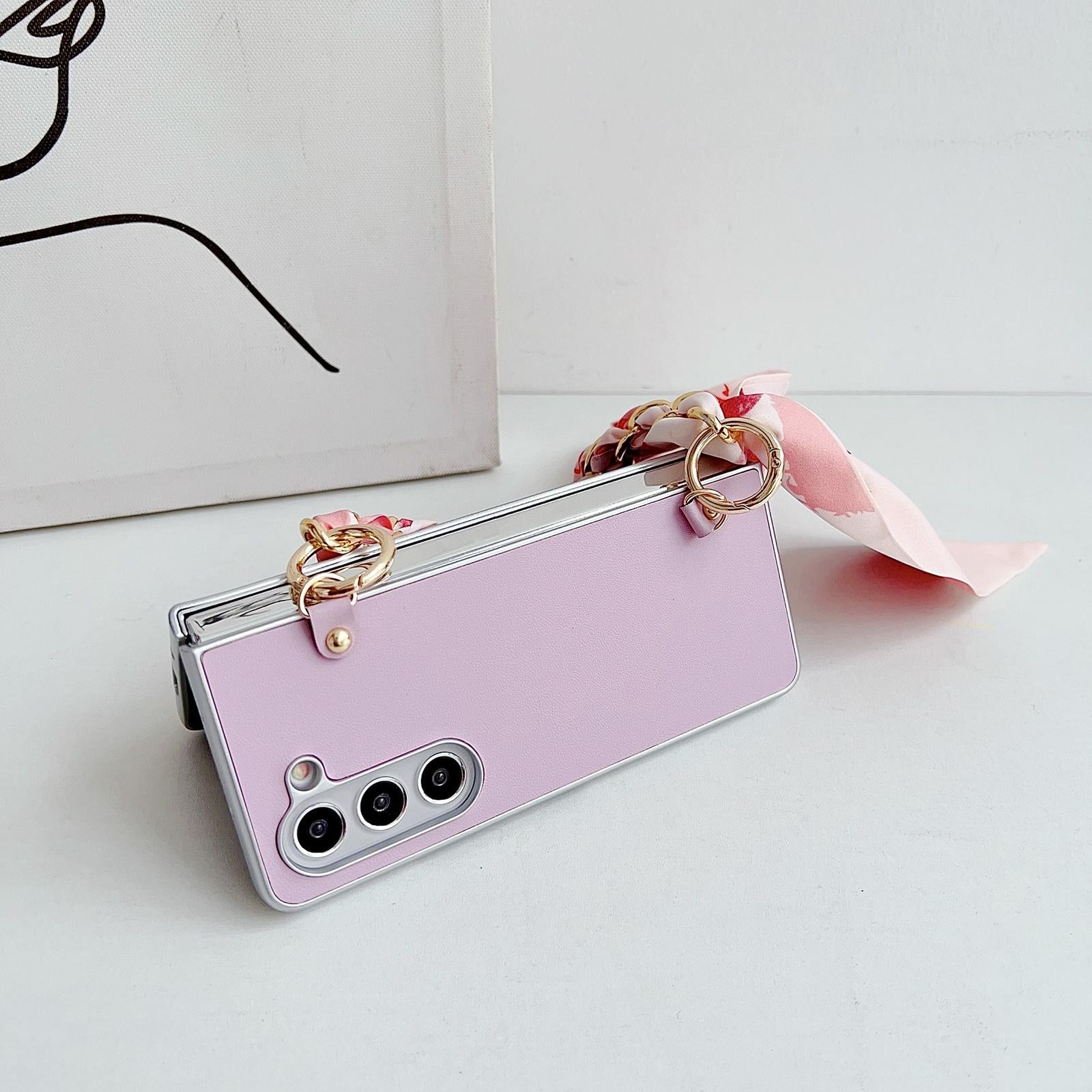 For Samsung Galaxy Z Fold4 5G Leather Phone Case With Metallic Paint And Scarf Bracelet - White