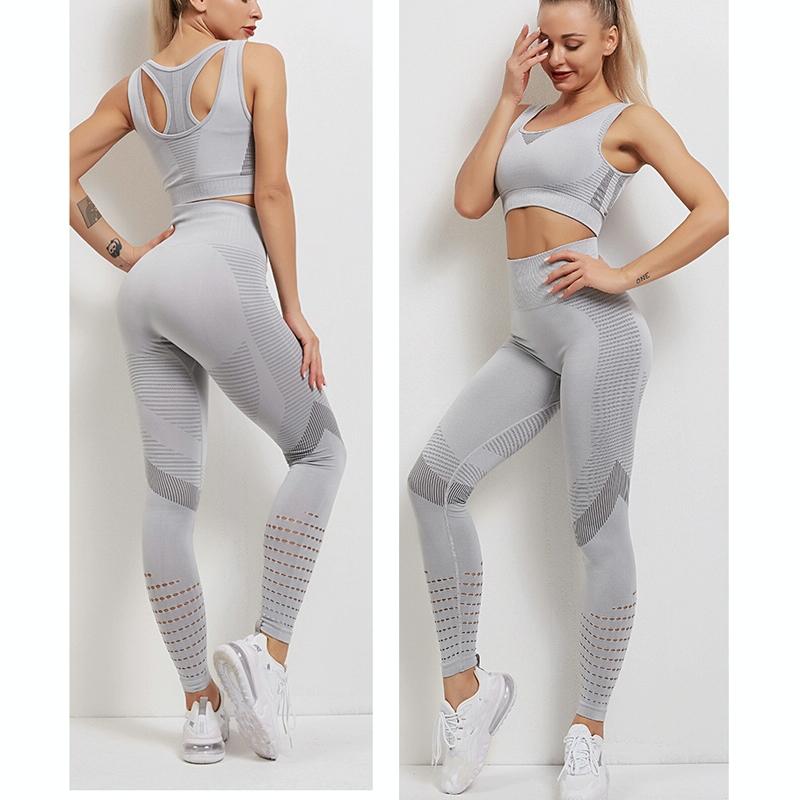 Yoga Fitness Set Women Sports Bra & Leggings Size L - Gray - M