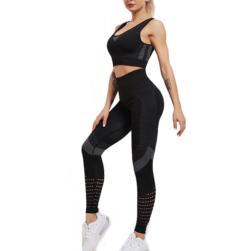Yoga Fitness Set Women Sports Bra & Leggings Size L - Gray - M
