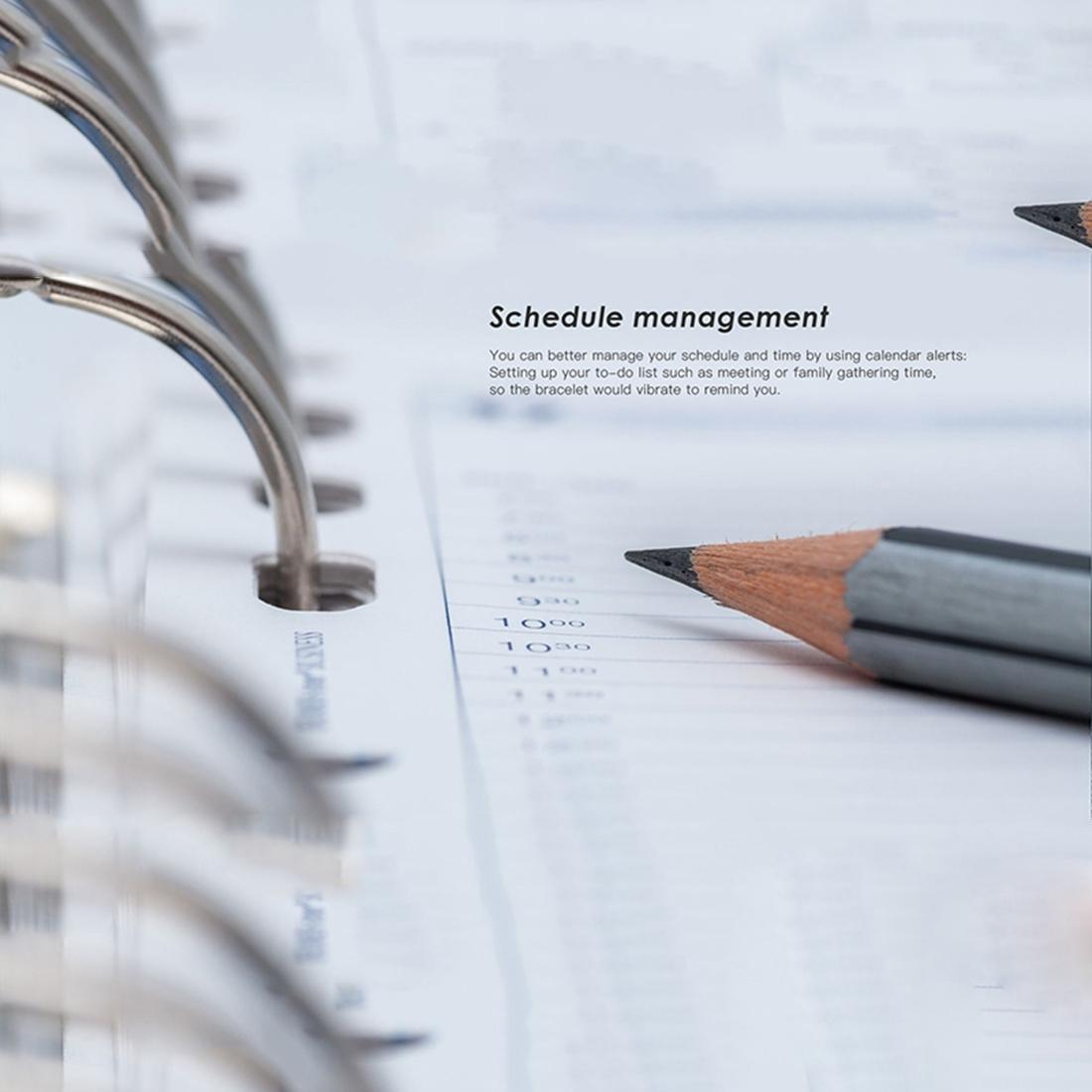 Bluetooth Smart Bracelet With Oled Display And Hr Monitor