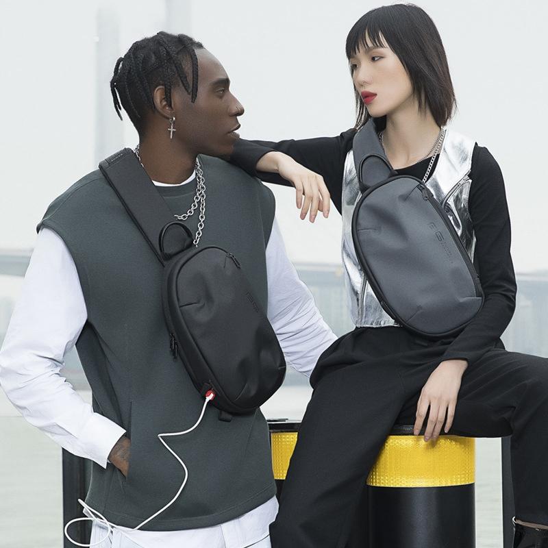 Waterproof Men Crossbody Chest Bag Usb Port 34 X 19 X 6Cm - Black