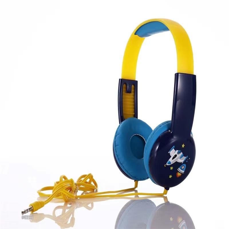 Portable Children'S Wired Headphones - Pink Green