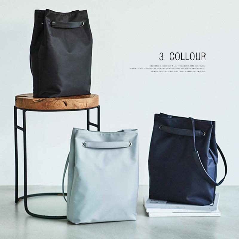 Small Apple Macbook Shoulder / Messenger Bag - Handheld - Black + Black Pu Power Bag