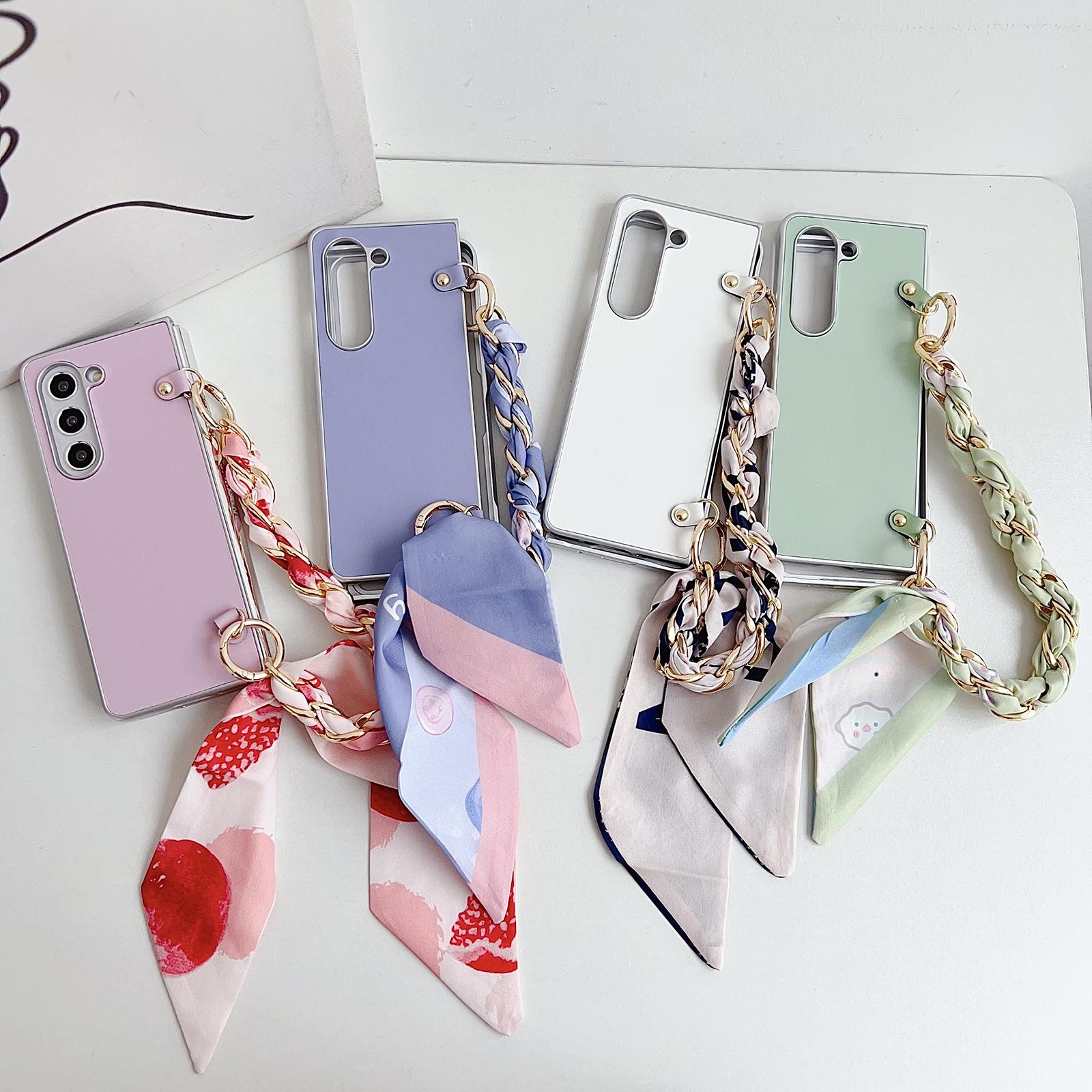 For Samsung Galaxy Z Fold4 5G Leather Phone Case With Metallic Paint And Scarf Bracelet - Green
