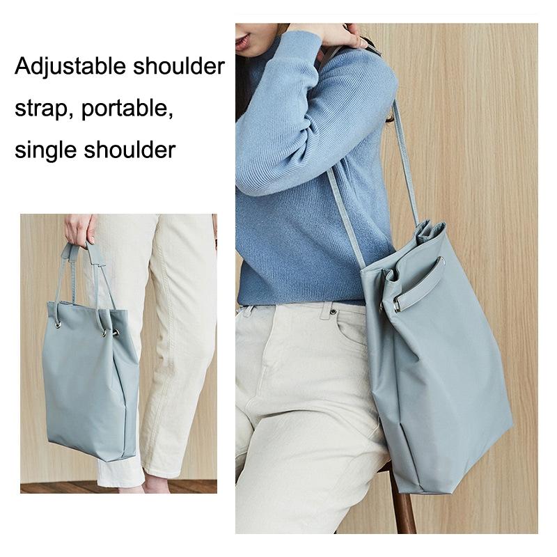 Small Apple Macbook Shoulder / Messenger Bag - Handheld - Navy + Black Mouse Pad