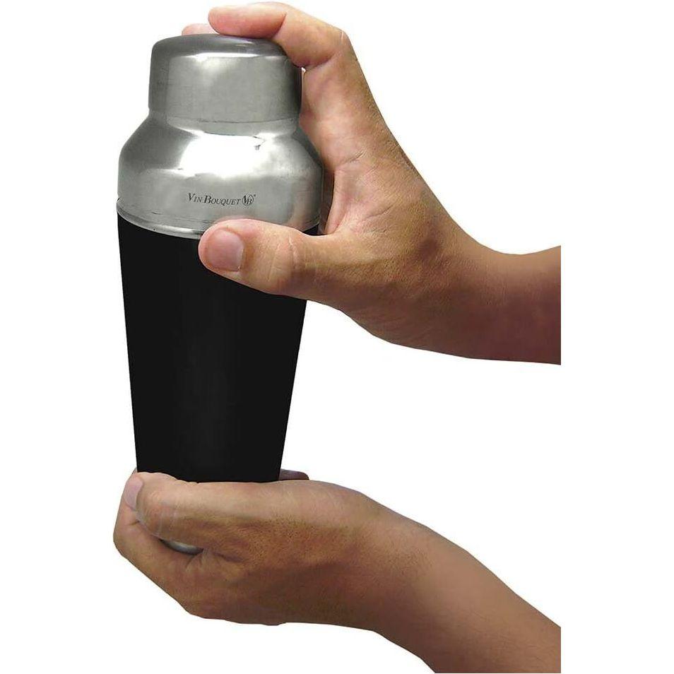 700ml Vin Bouquet Cocktail Shaker Shaker with Strainer in Silver/Black