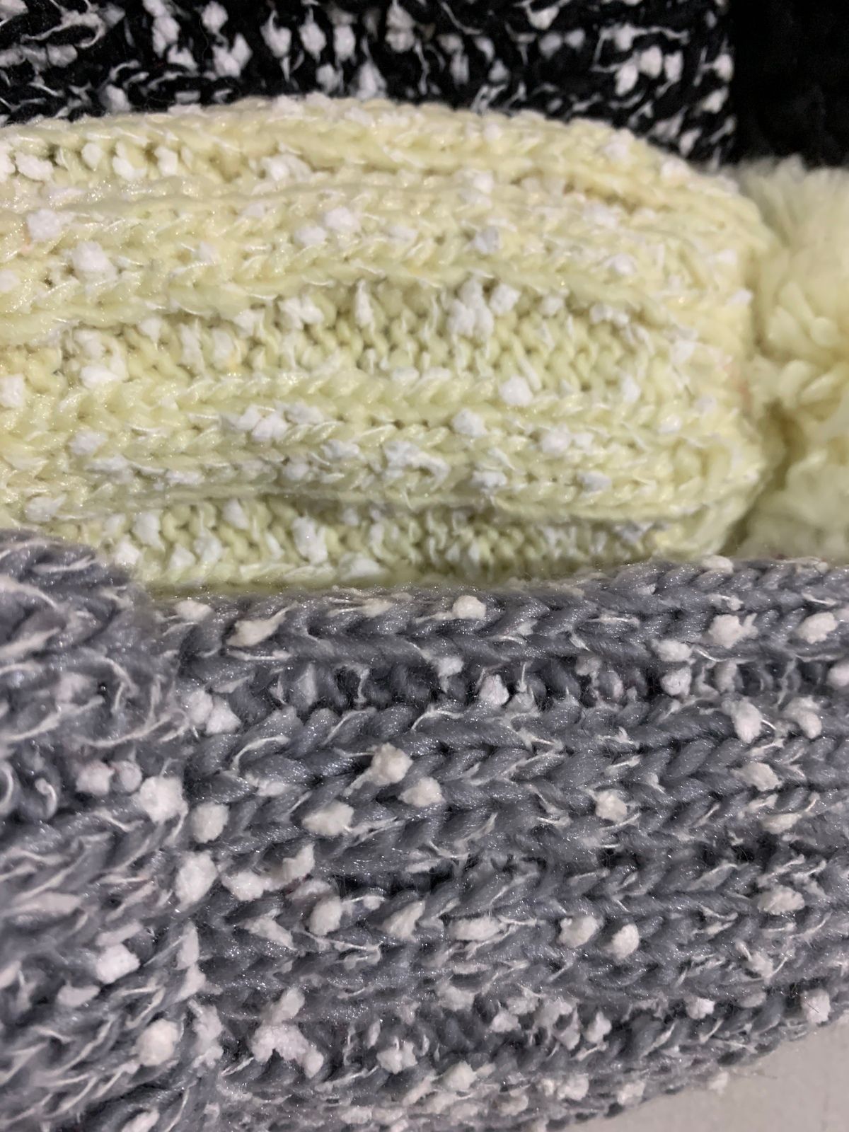 Womens Thick Knit Beanie Winter Fleece Lined Hat Warm Faux Fur Pom Pom Ski