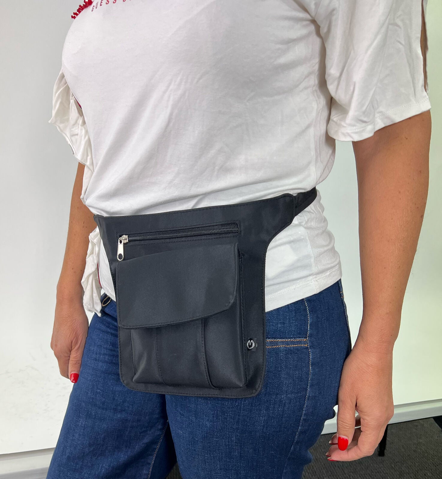 Milleni Waist Bag Utility Travel Belt Bum Bag Adjustable Strap w/ Zipper in Black