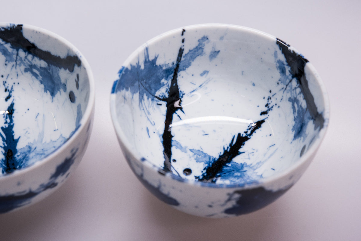 Bowl Set 2pcs with Chopsticks Blue White Splash Design