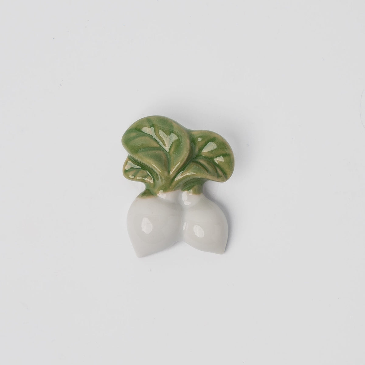 Chopstick Rest White & Green Radish