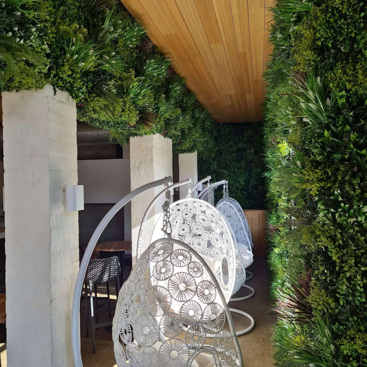 Luxury Lush Spring Recycled Vertical Garden / Green Wall UV Resistant 100cm x 100cm