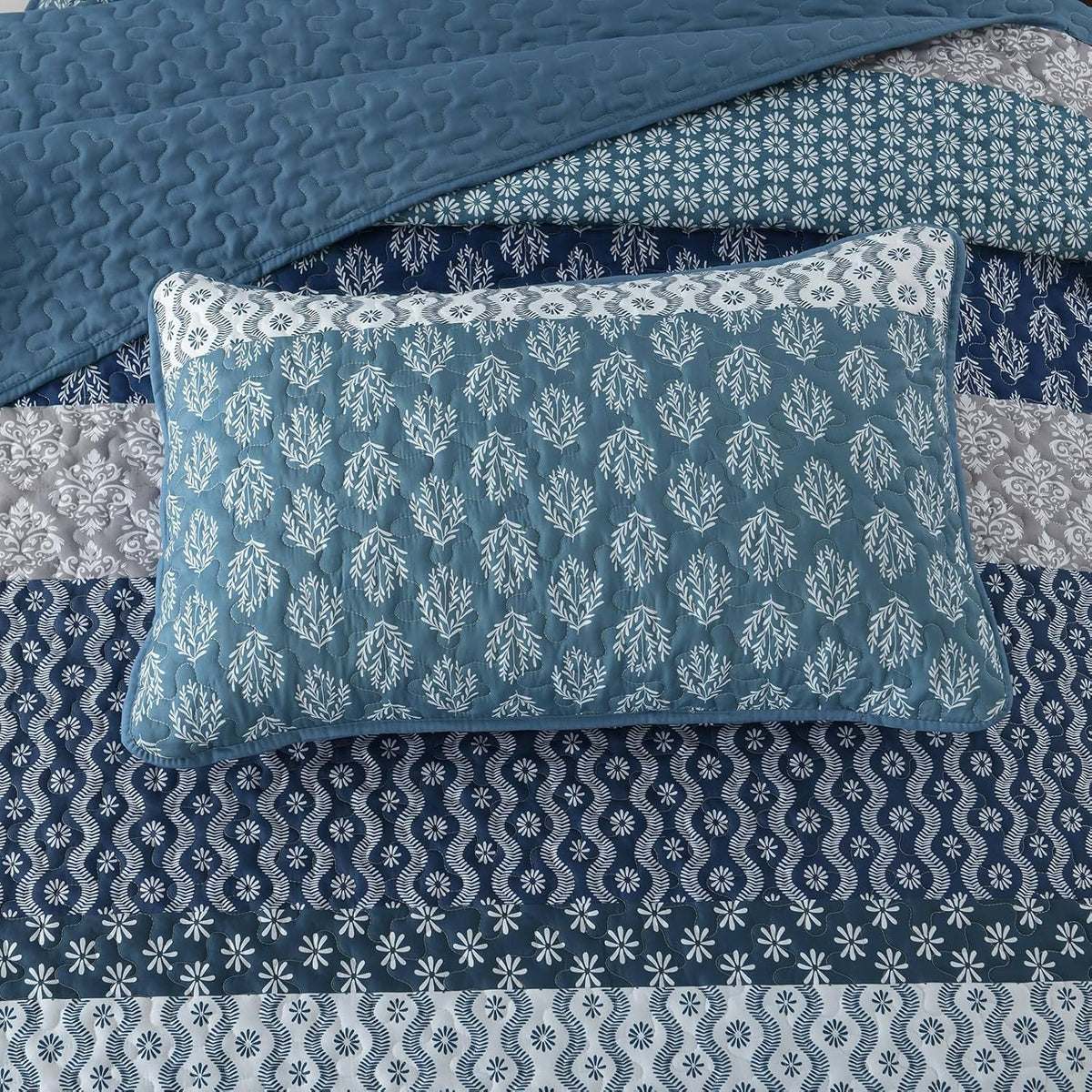 Classic Hydrangea Soft Quilted 3 Pc Bedspread & Pillow Cover Set