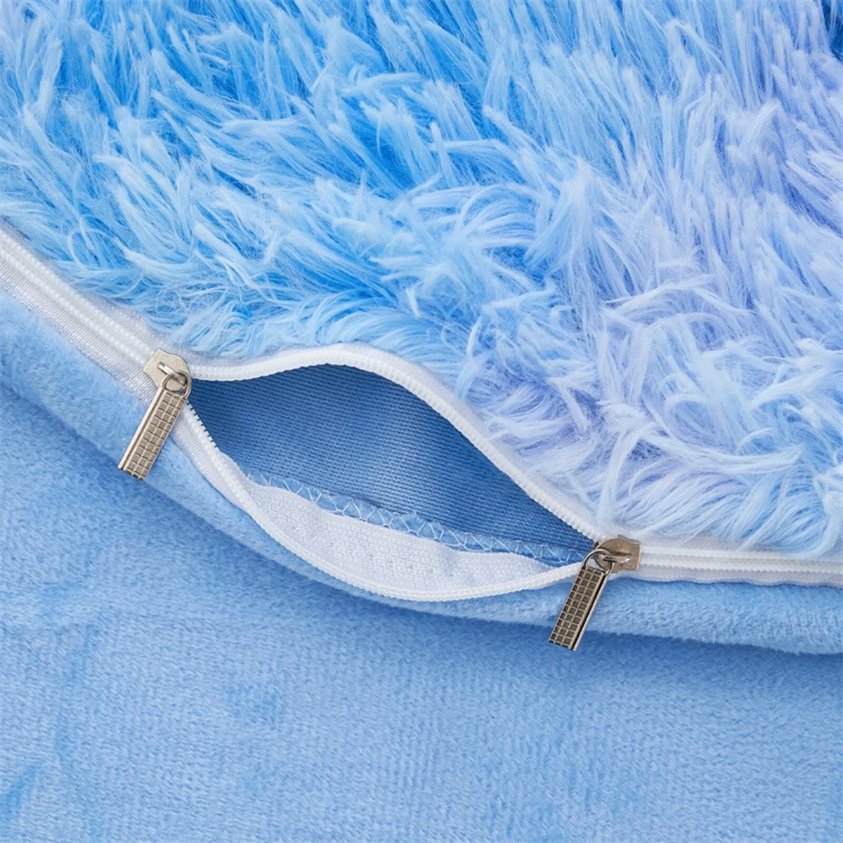 Blue Plush Riviera Gallery Quilt / Doona / Duvet Cover set