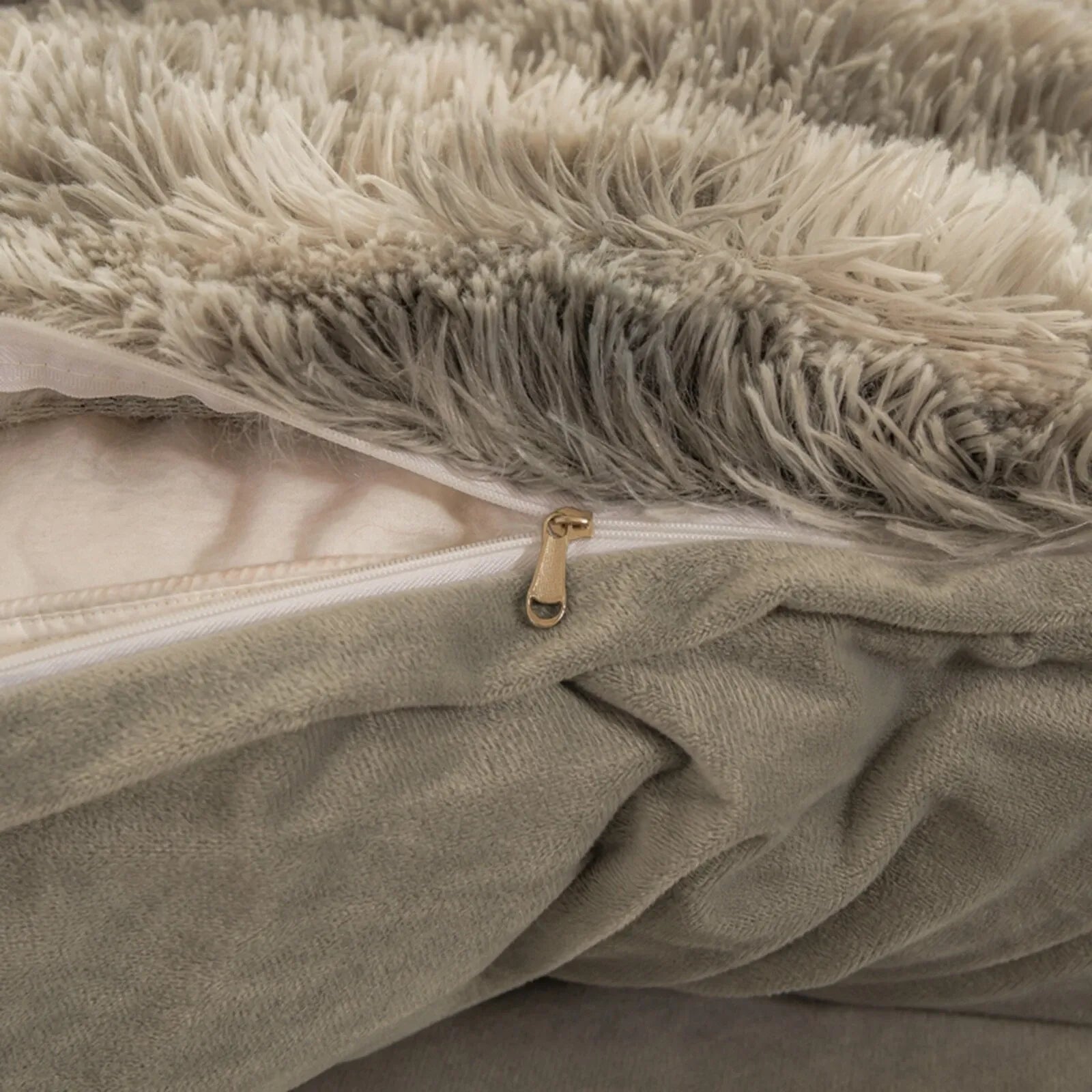 Grey Asteria Botanical Quilt / Doona / Duvet Cover set