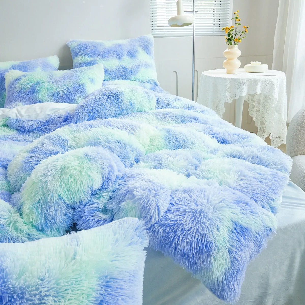 Chateau Kensington Dahlia Quilt / Doona / Duvet Cover set
