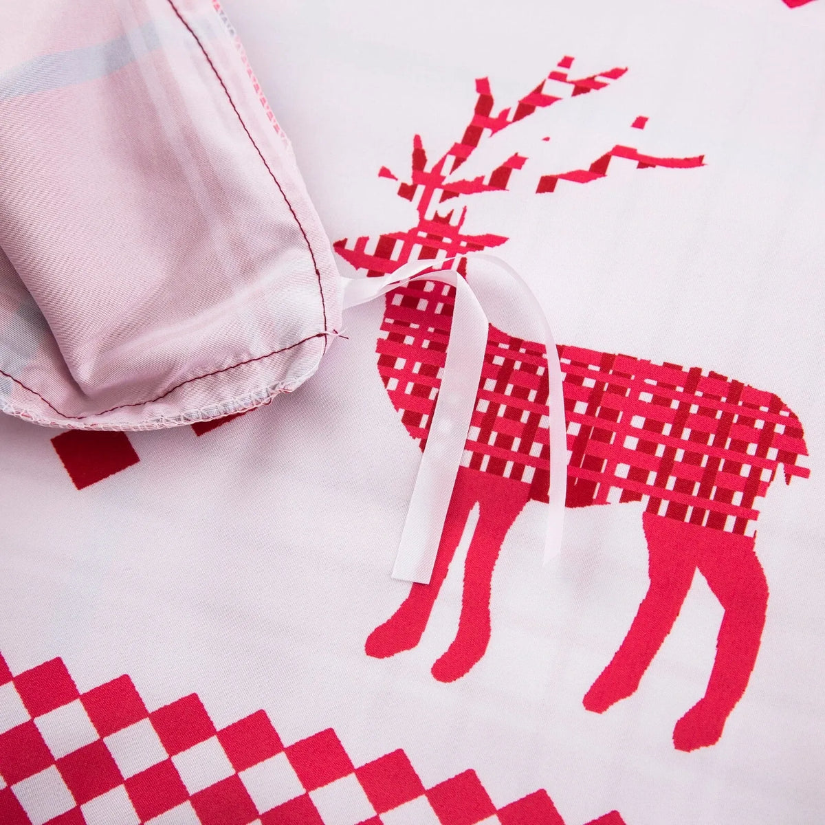 Christmas Maribel Paisley Quilt / Doona / Duvet Cover set