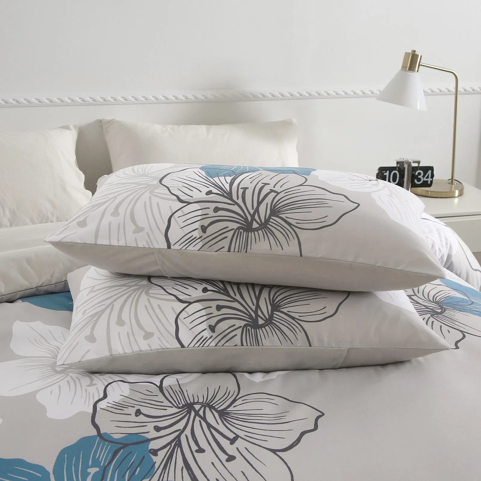 Luxe Lumiere Charm Quilt / Doona / Duvet Cover set