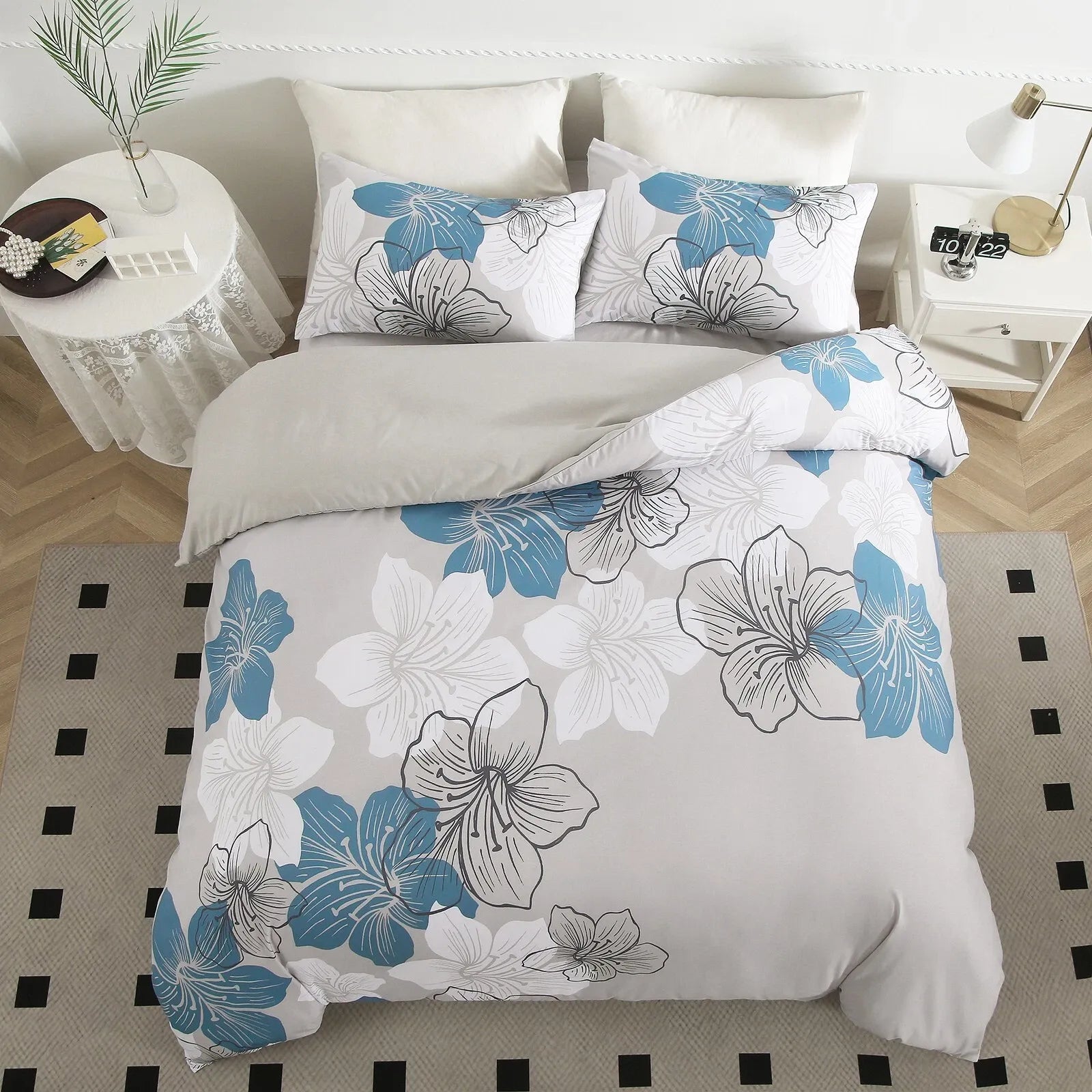Luxe Lumiere Charm Quilt / Doona / Duvet Cover set