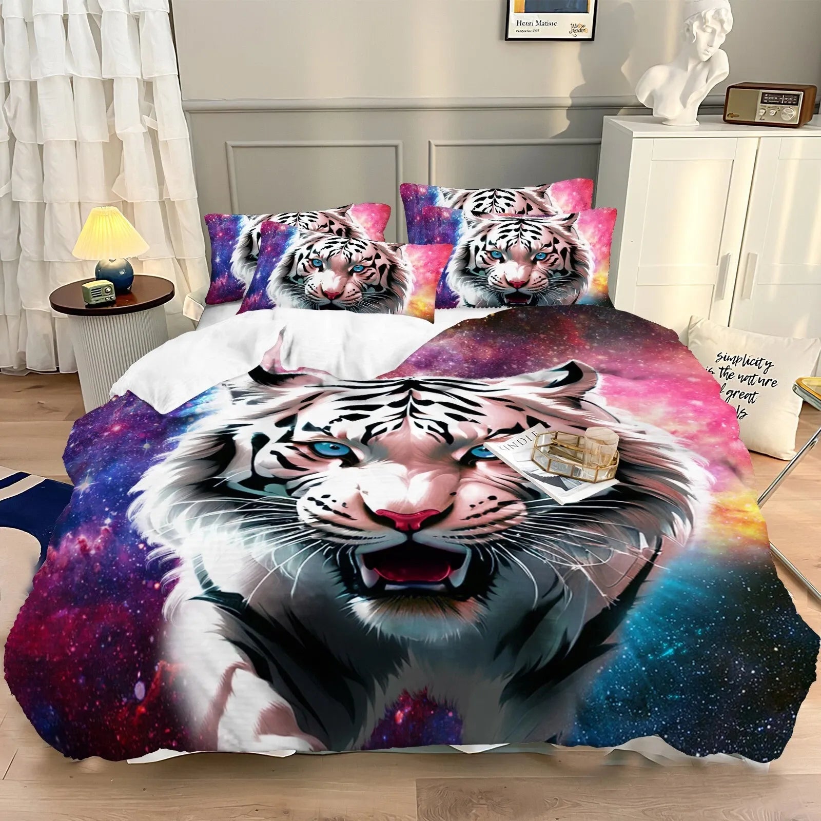 Tiger Portofino Leaf Quilt / Doona / Duvet Cover set