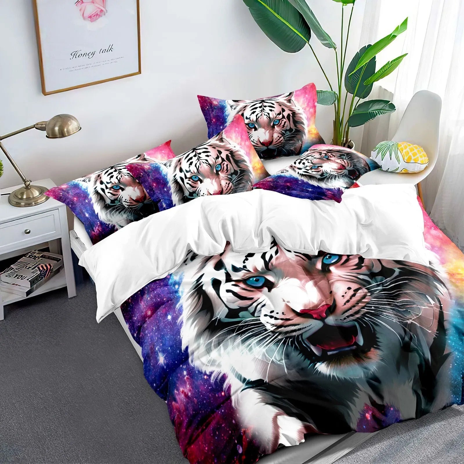 Tiger Portofino Leaf Quilt / Doona / Duvet Cover set