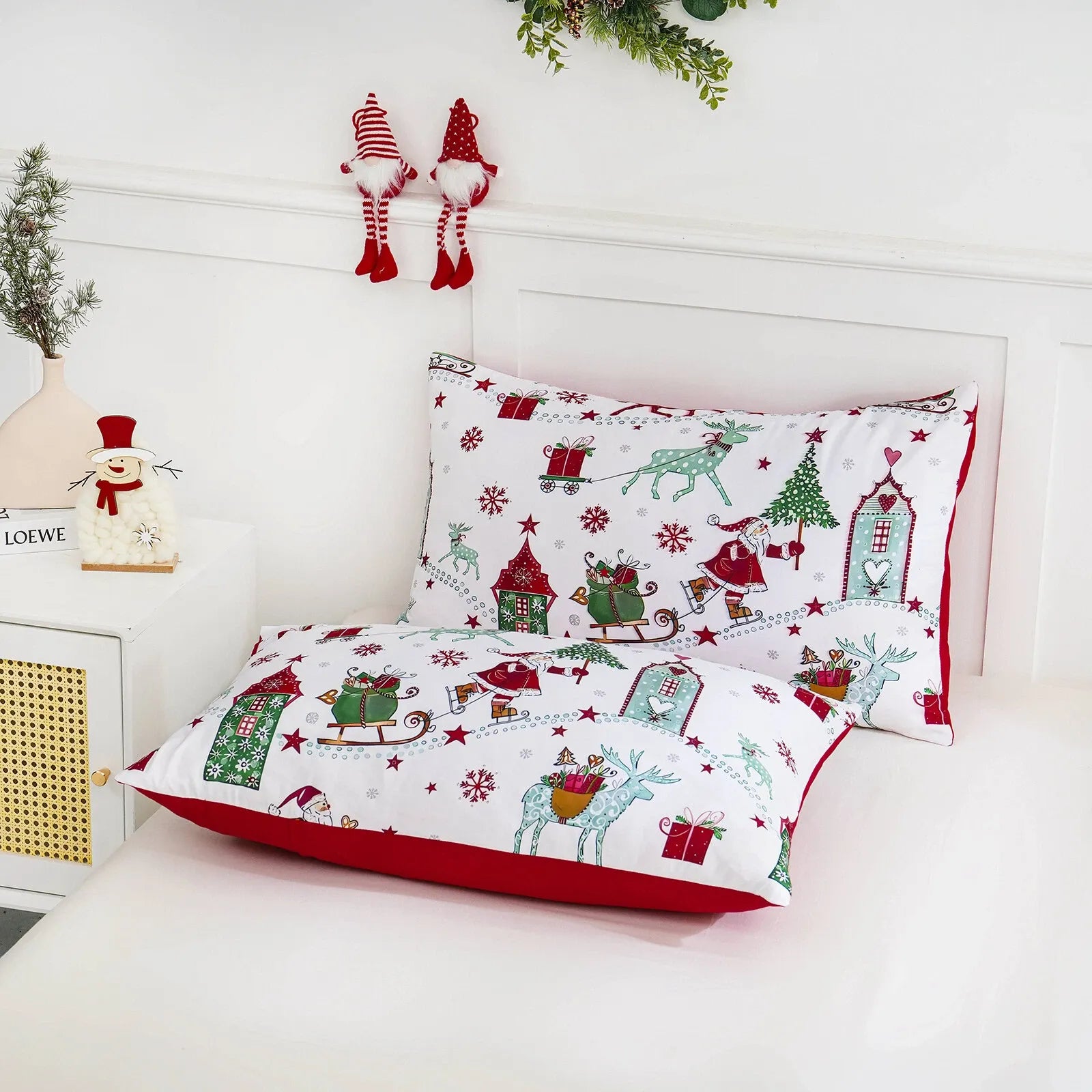 Christmas Siena Paisley Quilt / Doona / Duvet Cover set