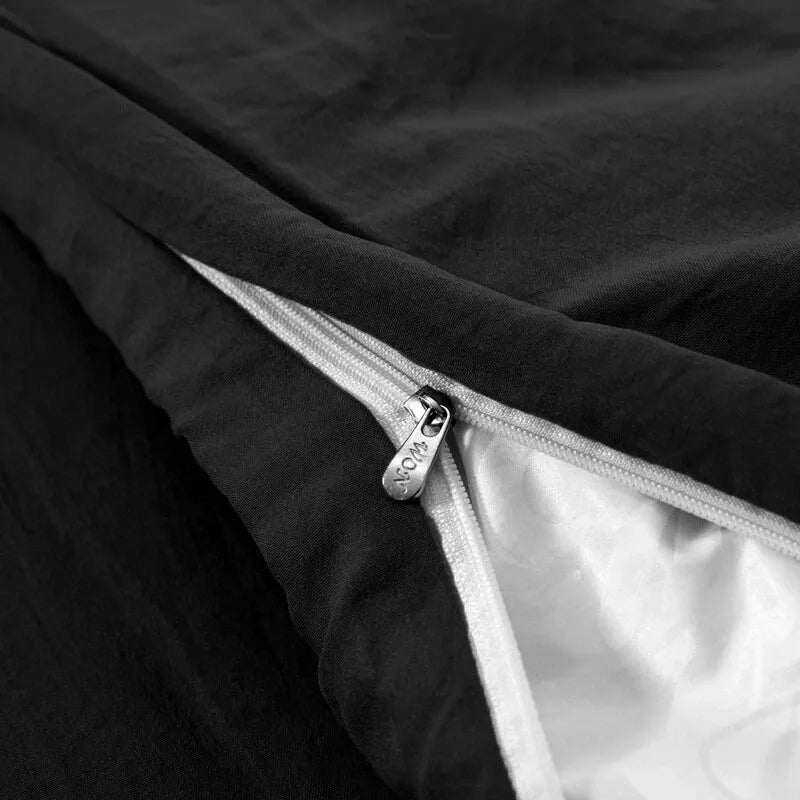 Black Seville Heritage Quilt / Doona / Duvet Cover set