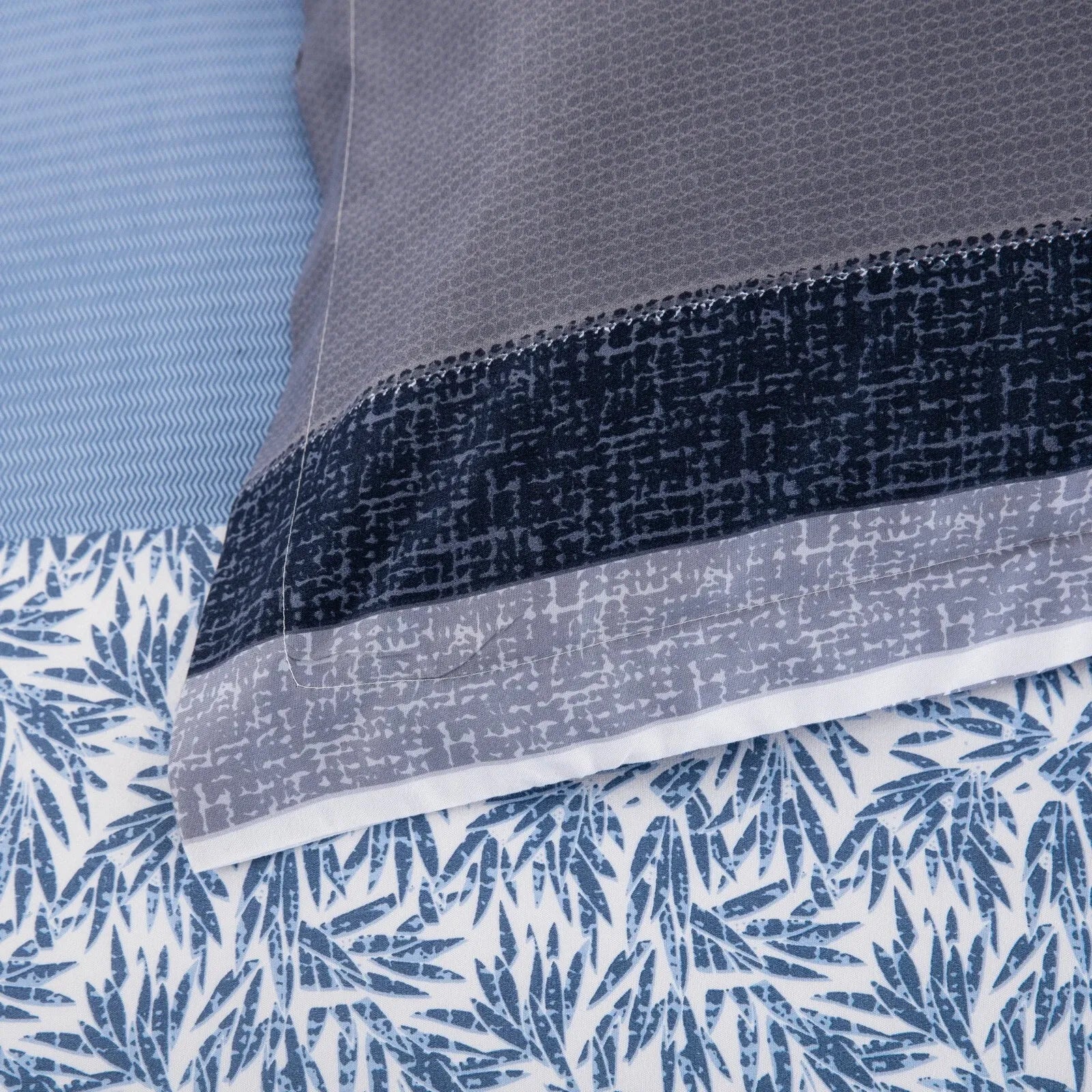 Stripe Elara Ivy Quilt / Doona / Duvet Cover set