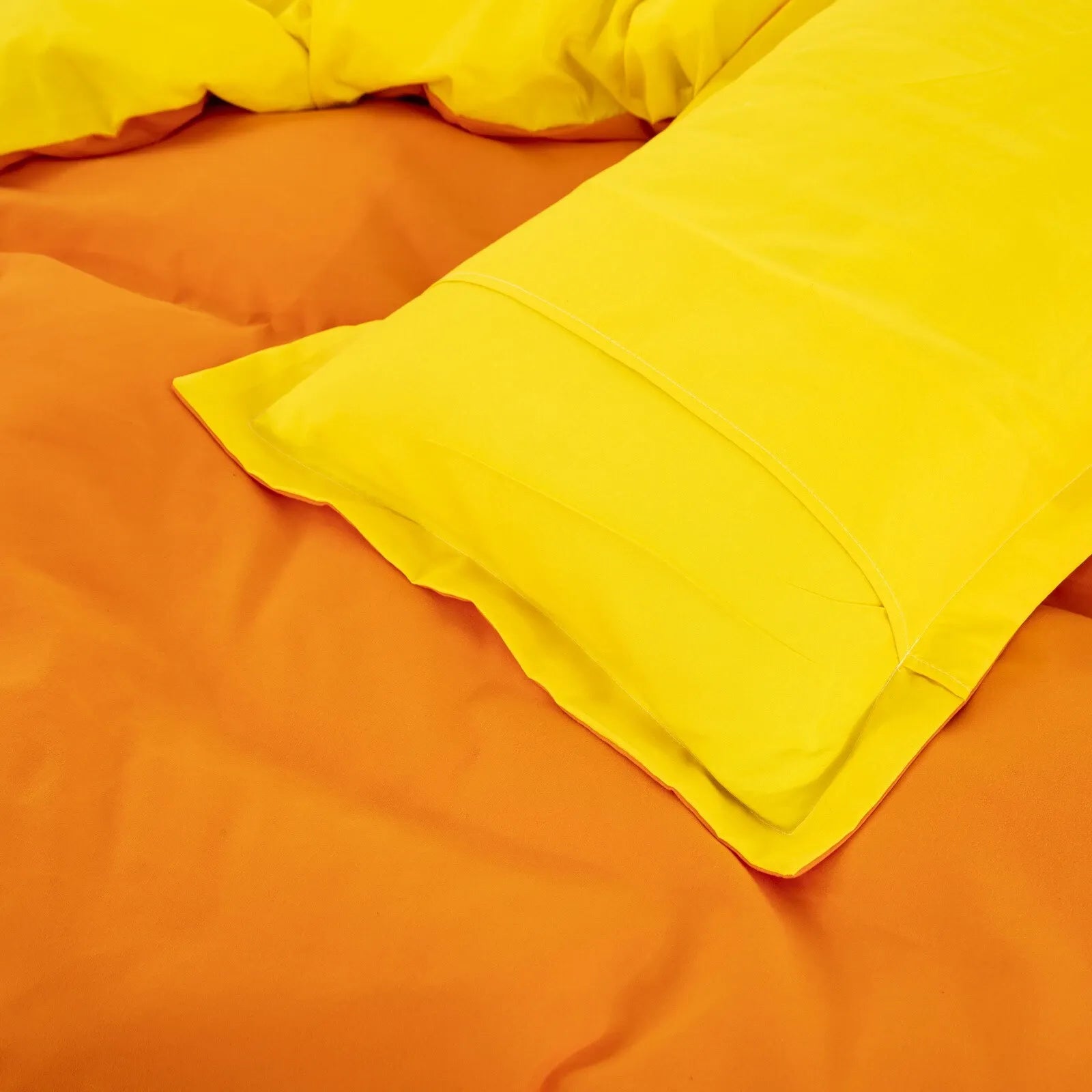 Luxe Capri Charm Quilt / Doona / Duvet Cover set
