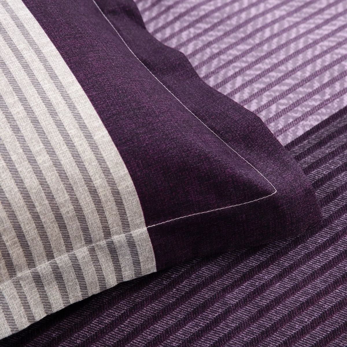 Gray Purple Amalfi Gallery Quilt / Doona / Duvet Cover set