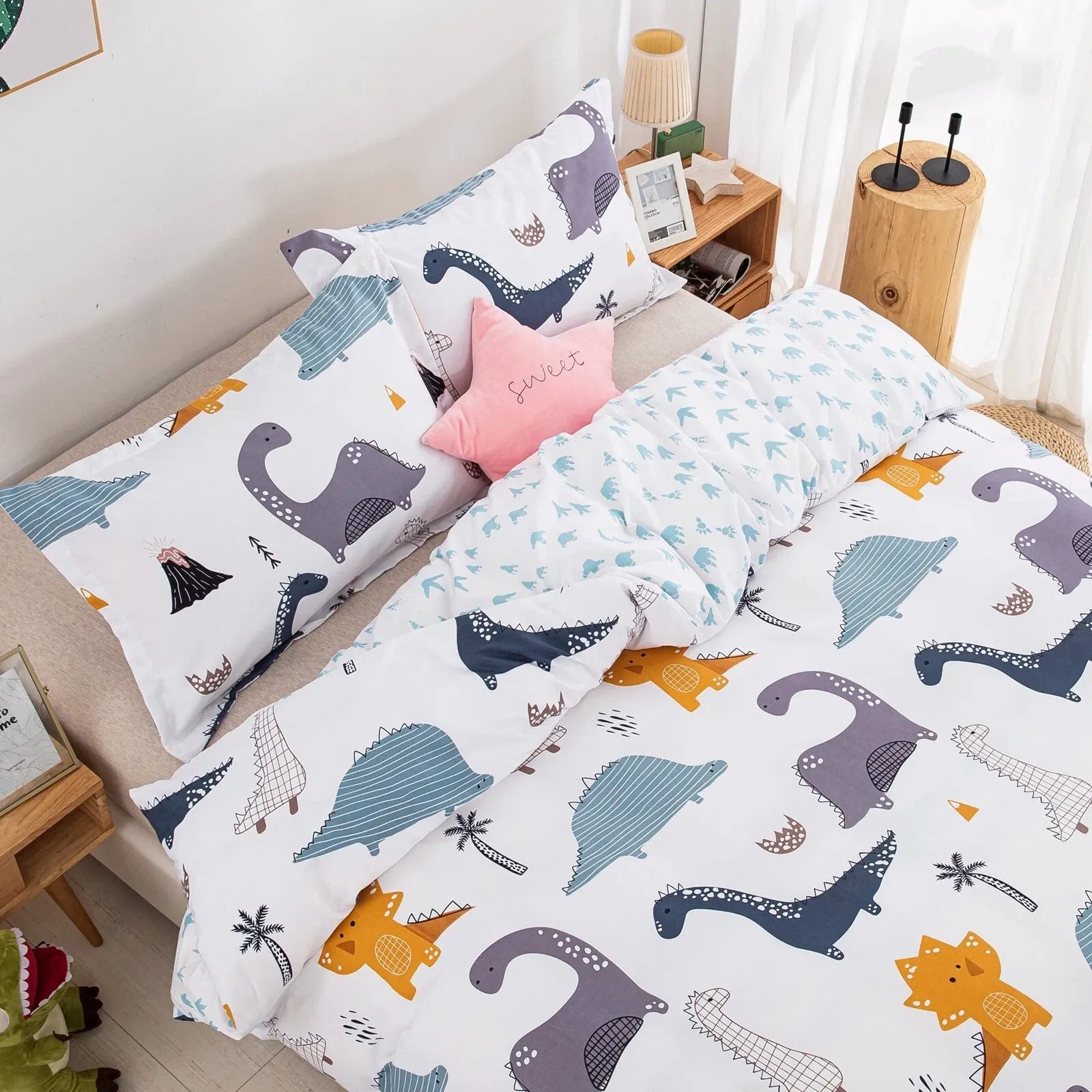 Dinosaur Noelle Leaf Quilt / Doona / Duvet Cover set