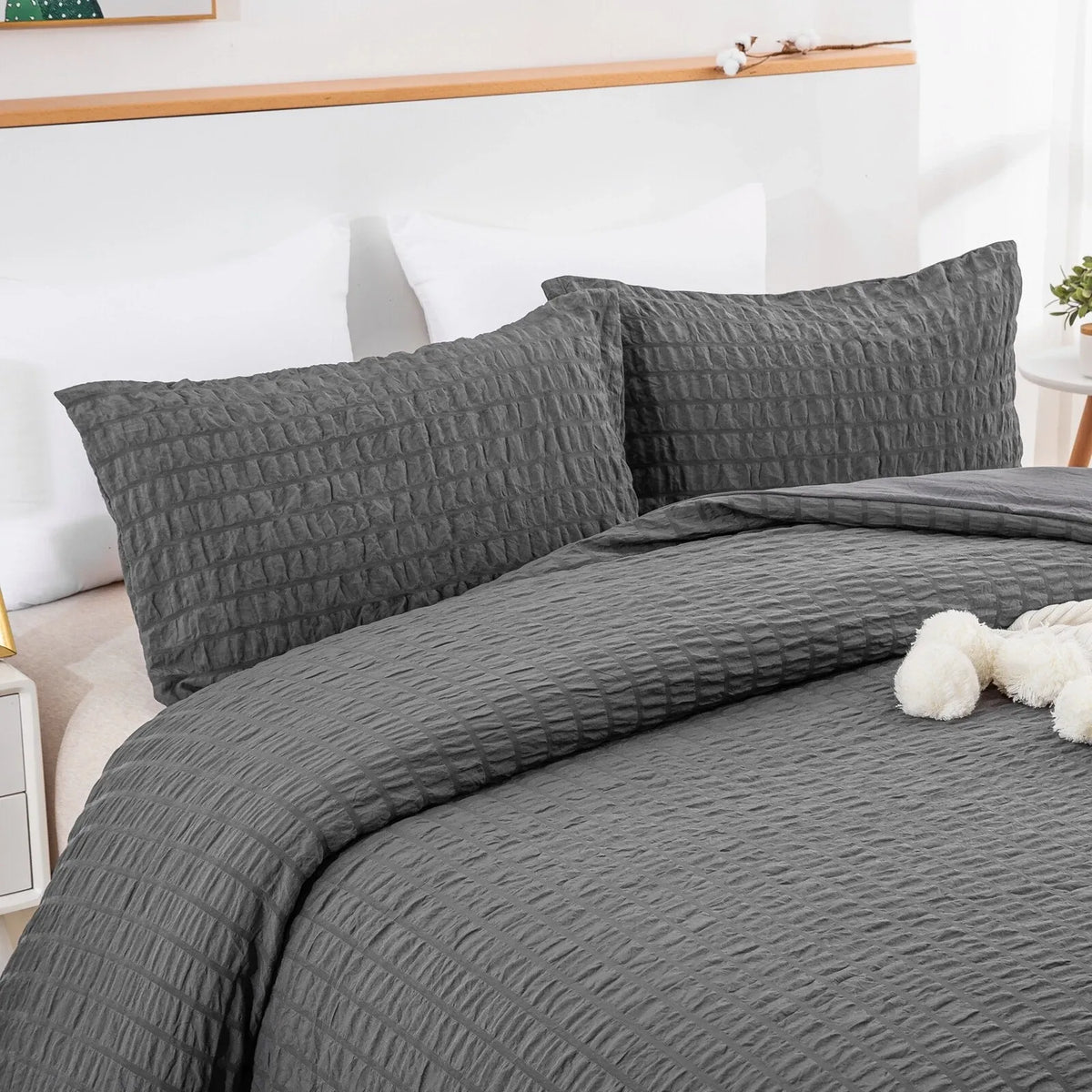 Seersucker Dark Geneva Elegance Quilt / Doona / Duvet Cover set