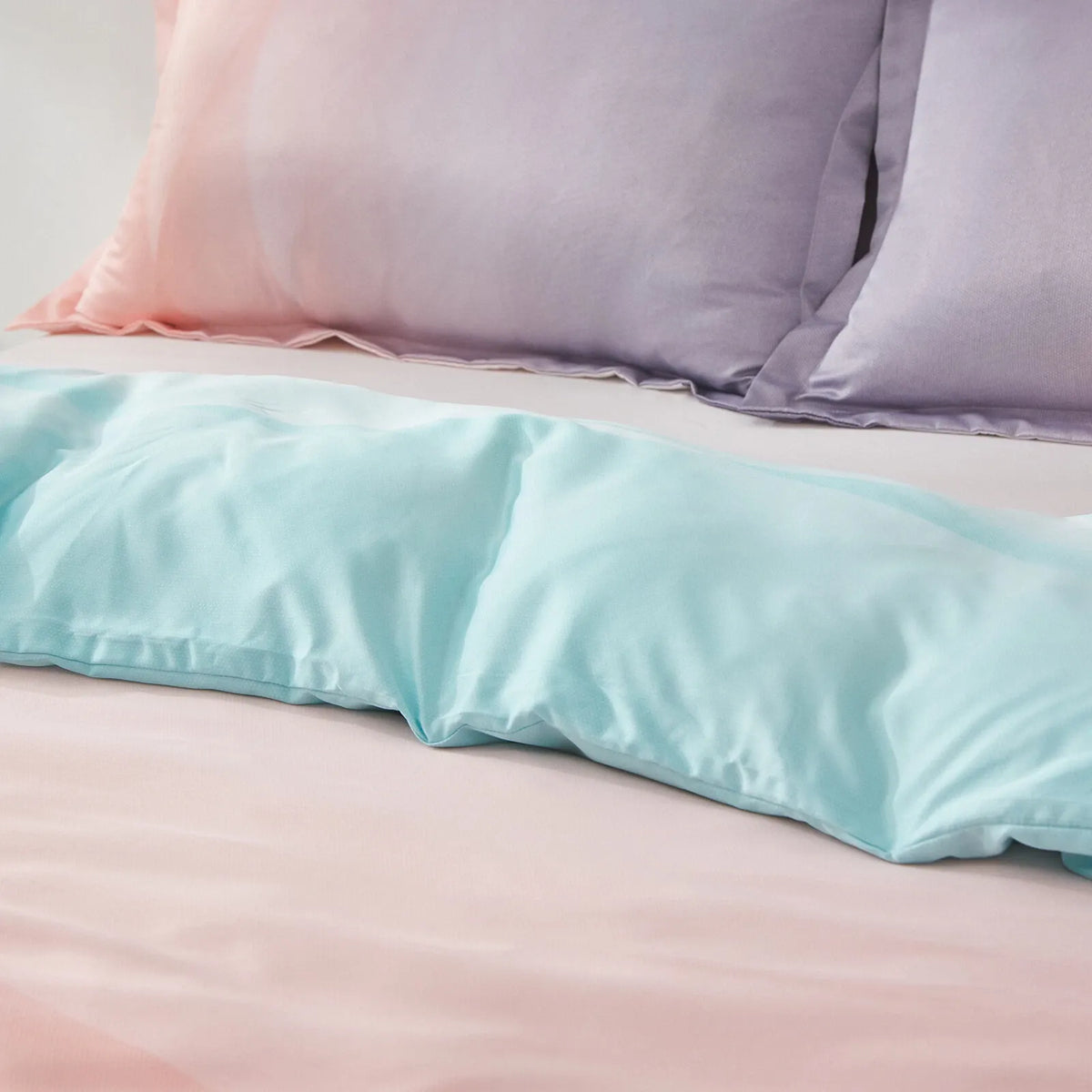 Dahlia Estelle Serenity Quilt / Doona / Duvet Cover set