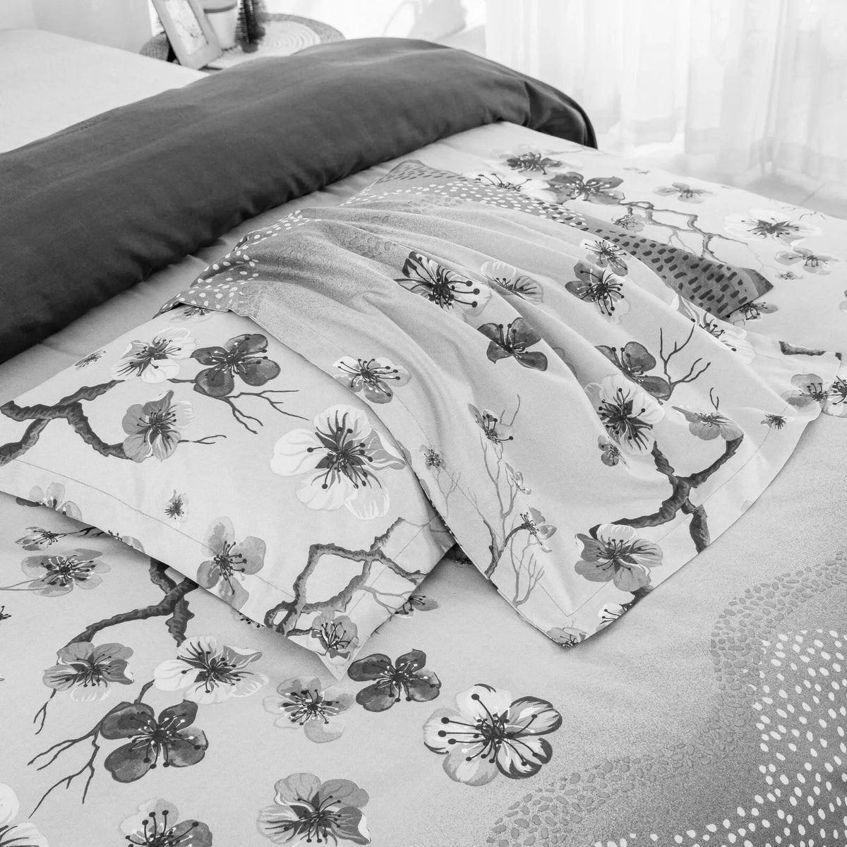 Grey Stripe Aveline Elegance Quilt / Doona / Duvet Cover set