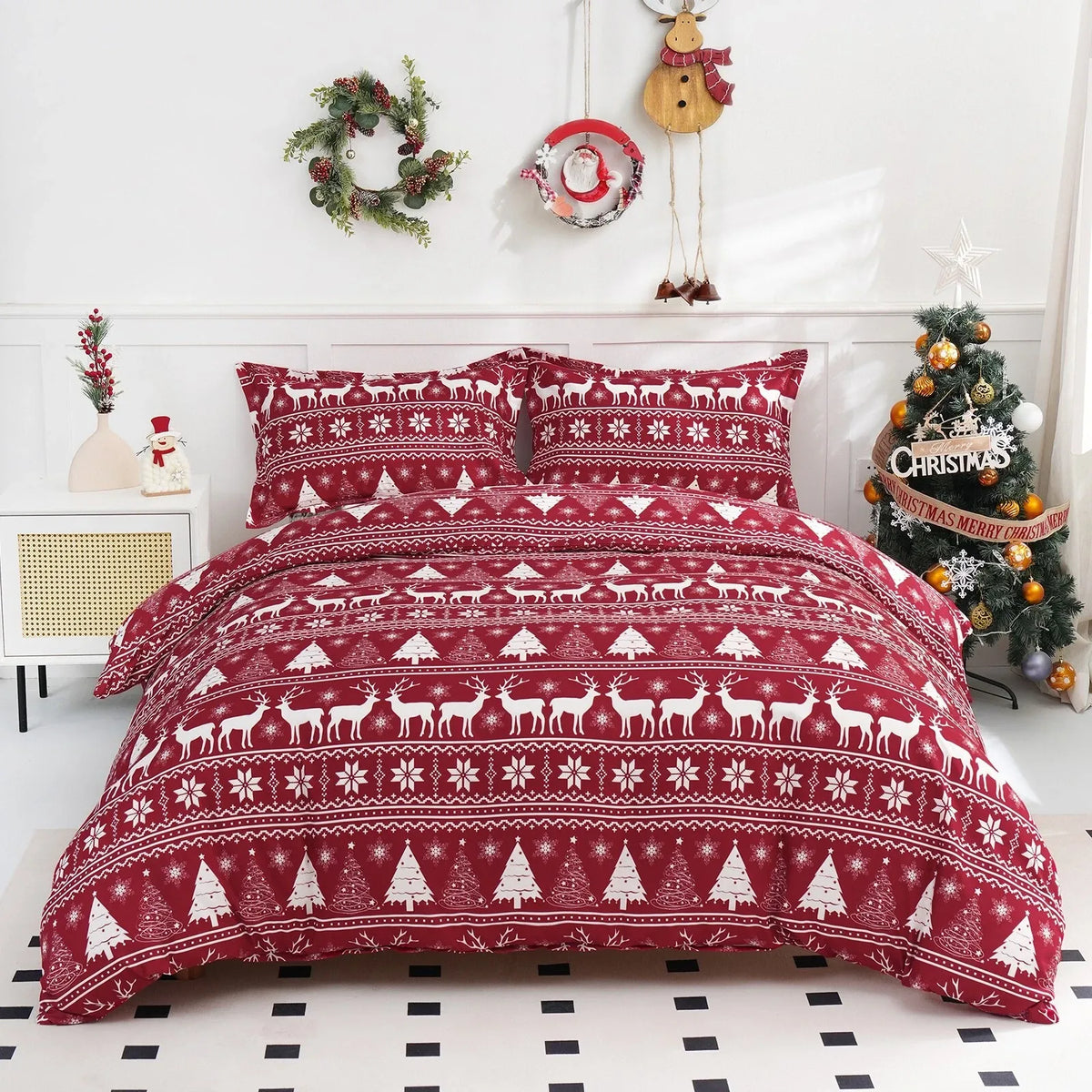 Christmas Bordeaux Dahlia Quilt / Doona / Duvet Cover set
