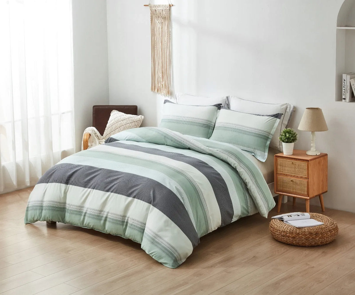 Stripe Bellagio Serenity Quilt / Doona / Duvet Cover set