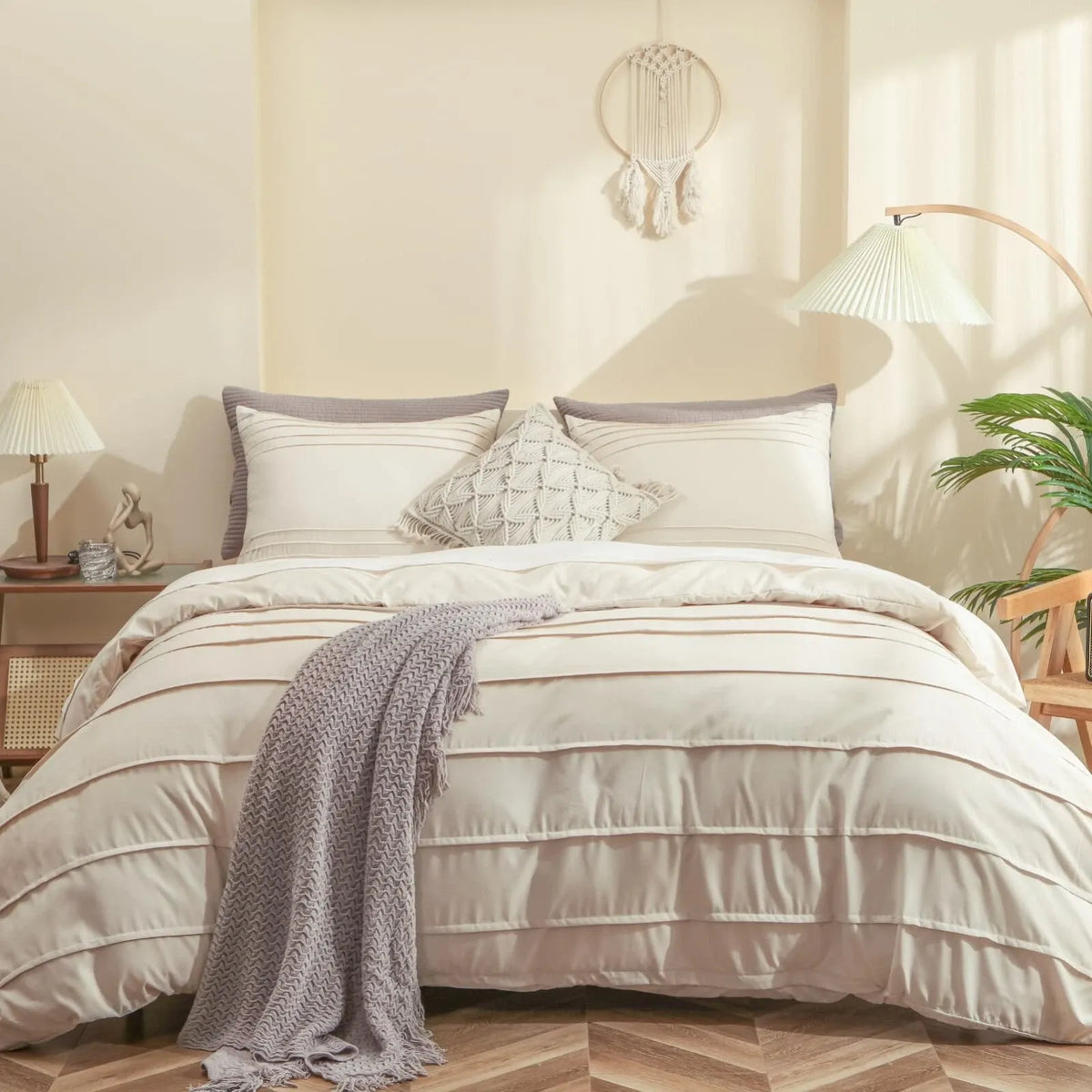 Stripes Sylvie Heritage Quilt / Doona / Duvet Cover set
