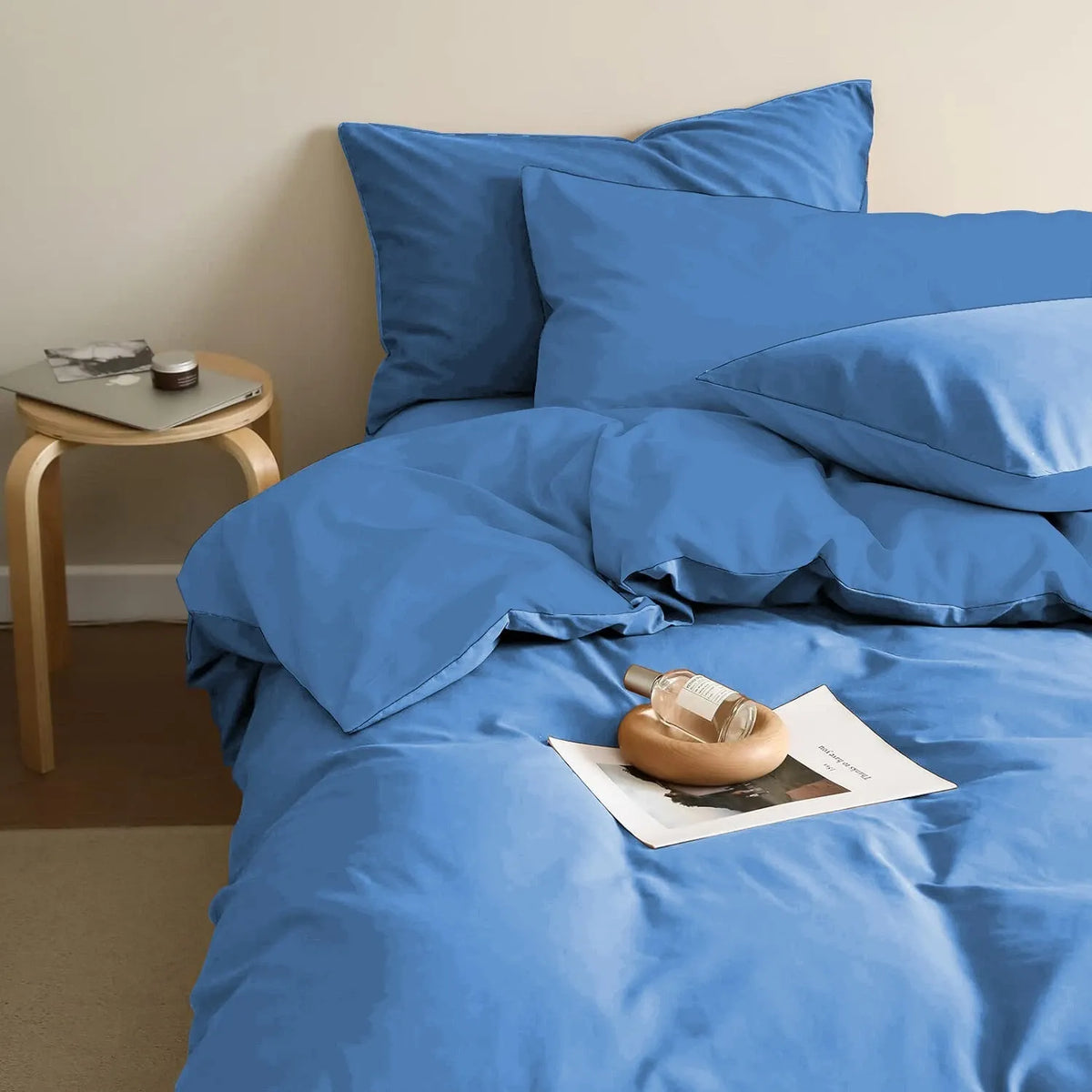 100% Cotton Navy Blue Maribel Dahlia Quilt / Doona / Duvet Cover set