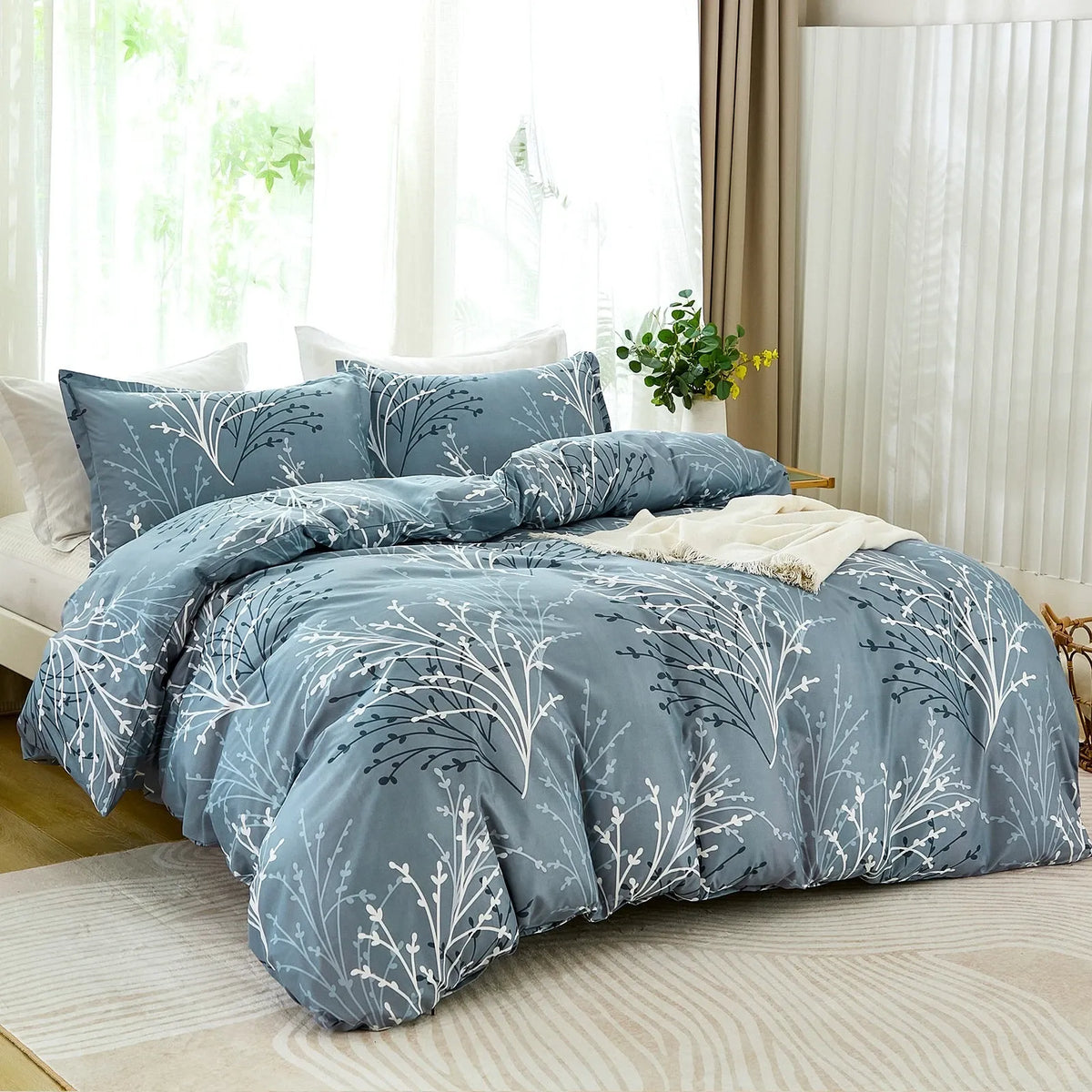 Bloom Sylvie Charm Quilt / Doona / Duvet Cover set